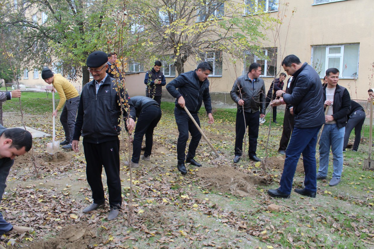 «Yashil makon” umummilliy loyihasi doirasida barcha oliy va kasbiy ta’lim muassasalari ishtirokida marafon bo’lib o’tdi.