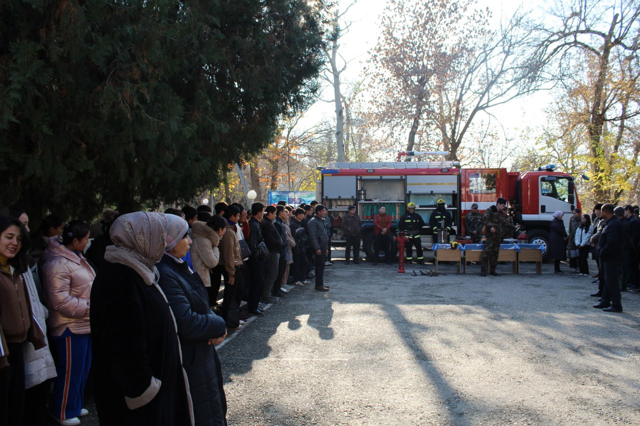 2024-yil 2-dekabr kuni Zomin tuman 2-son kasb-hunar maktabida “Yong‘in xavfsizligi oyligi” tadbiri o`tkazildi. Unda Zomin tuman Favqulotda vaziyatlar bo’limi P va NB katta inspektori katta leytenant J.Abdufattaxov  ishtirok etib, mavzu yuzasida tushunchalar berdi.