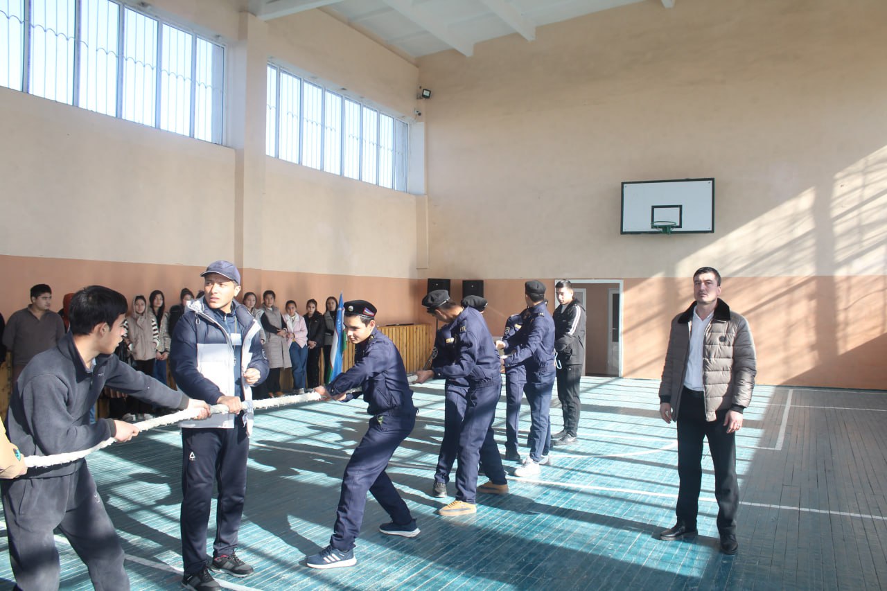 Zomin tuman 1-son politexnikumda 2025-yilning 14-yanvar “Vatan himoyachilar kuni”ga bag`ishlangan tadbir bo`lib o`tdi.