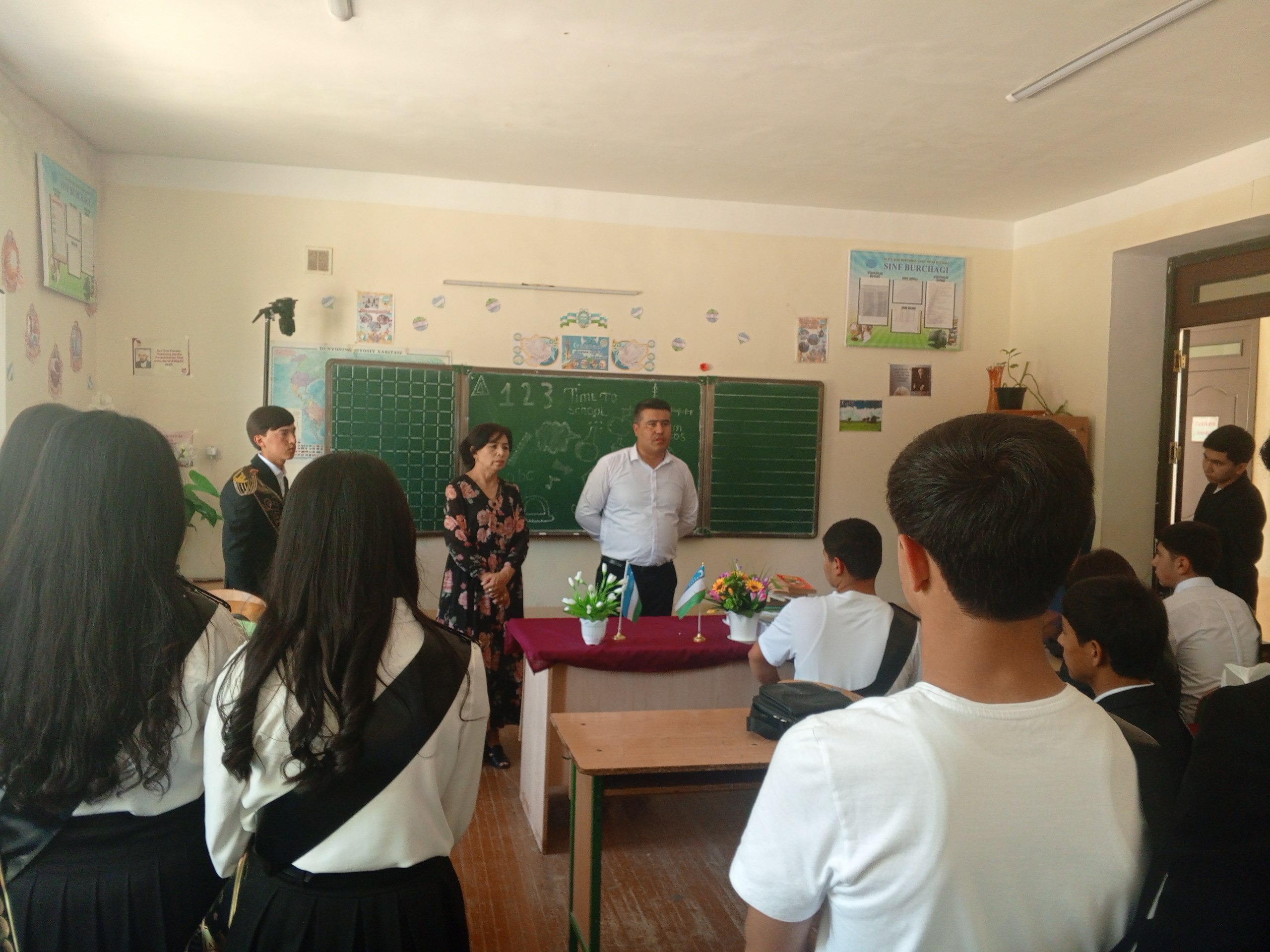 Zomin tuman 1-son politexnikumining Pedagogik hodimlari tomonidan Zomin tumanida joylashgan 34-umum ta’lim maktabiga tashrif buyurdi